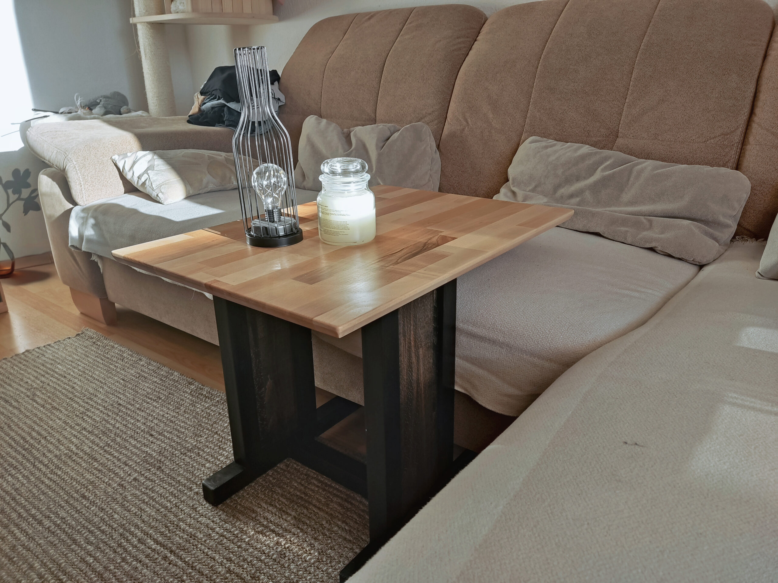 Beistell Tisch