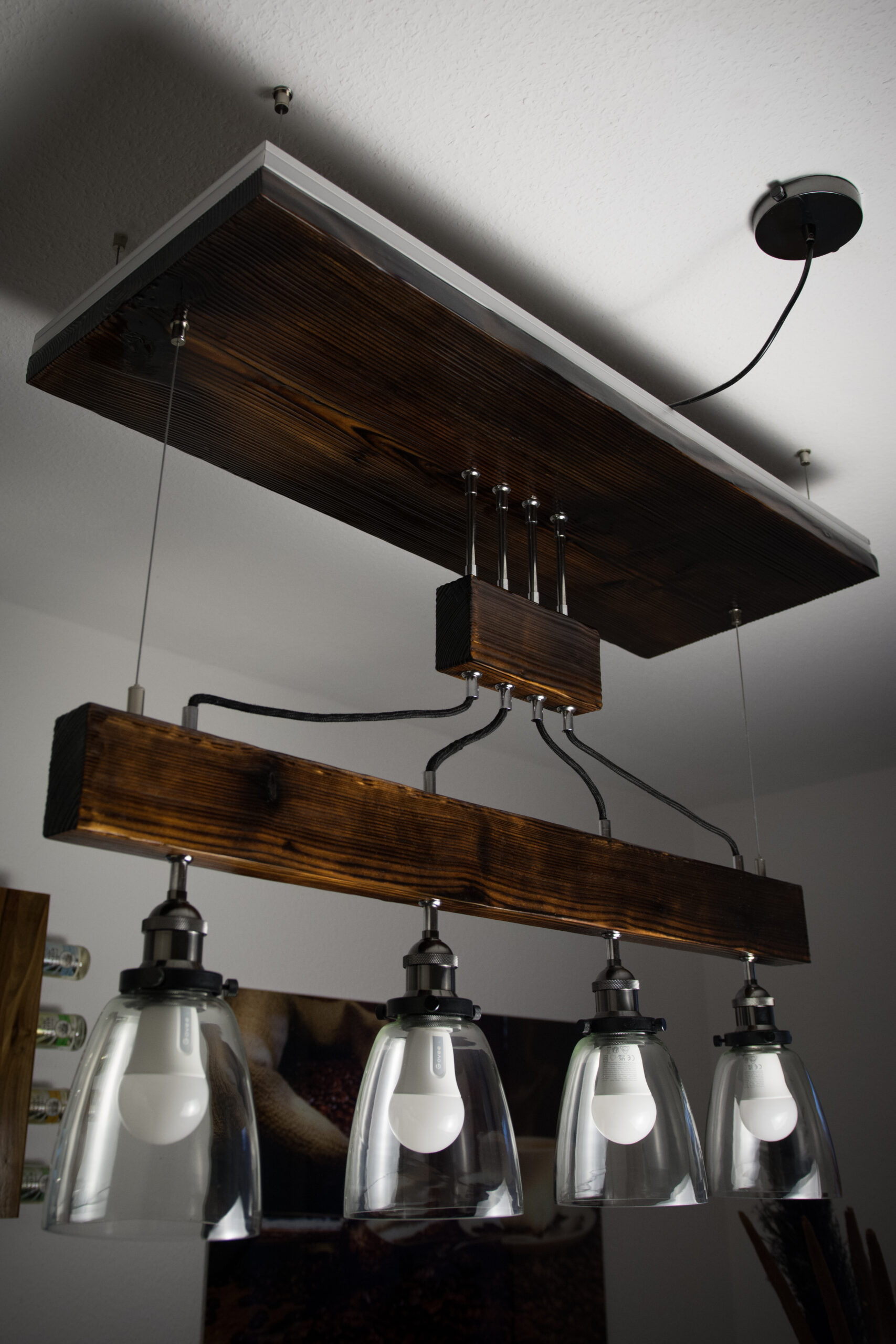 Hängelampe aus Massivholz Smart